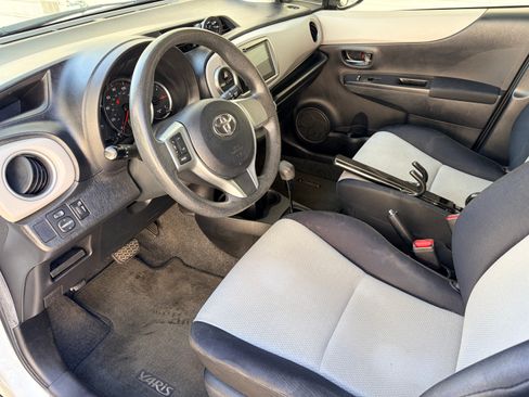 Used 2013 Toyota Yaris LE image 16