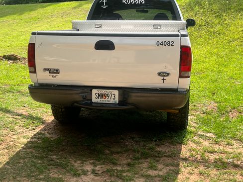 Used 2004 Ford F150 XL AWD/4WD image 4