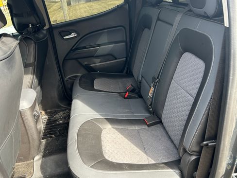 Used 2015 Chevrolet Colorado Z71 image 10