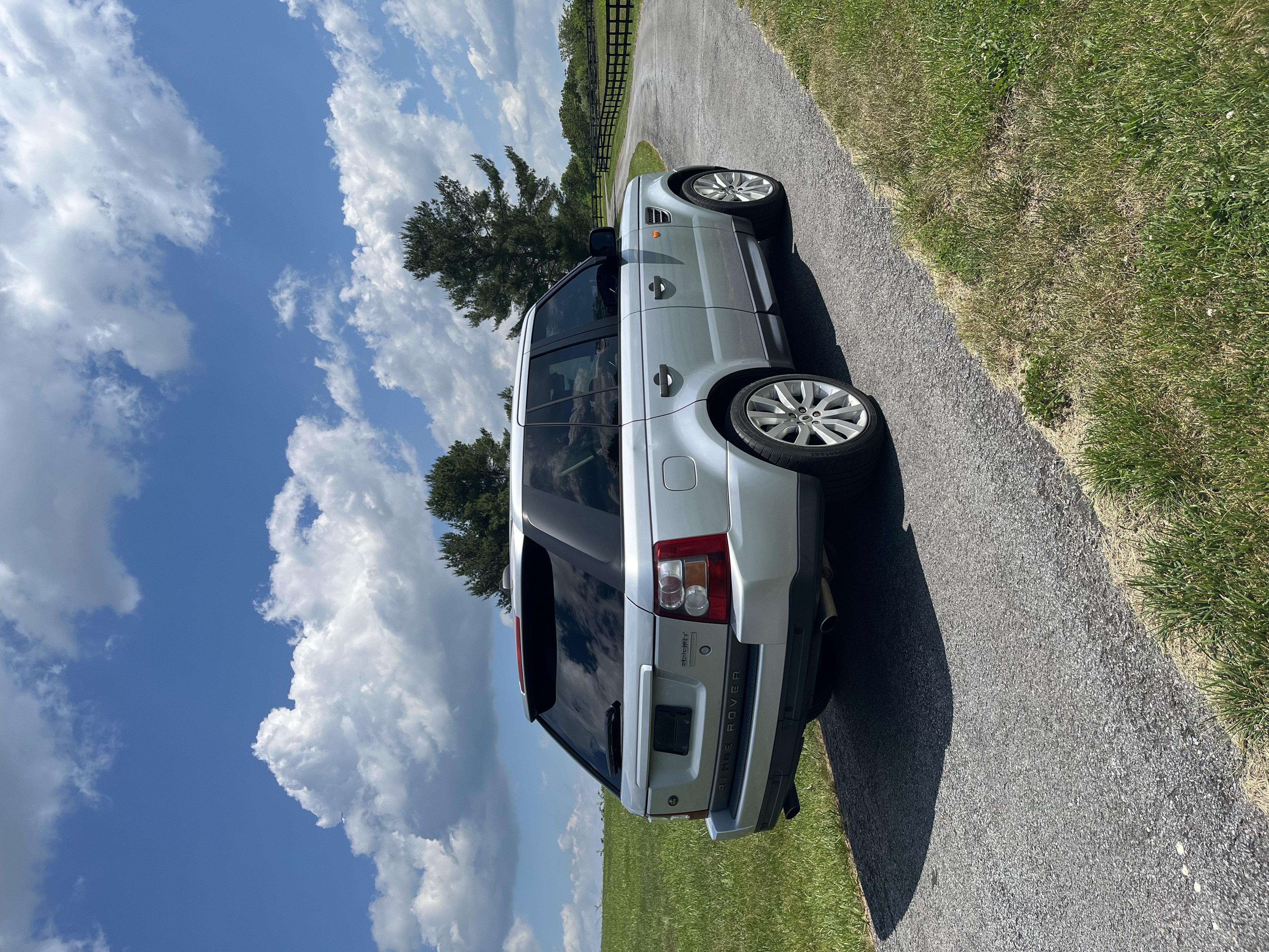 Used 2007 Land Rover Range Rover Sport Supercharged AWD/4WD image 6