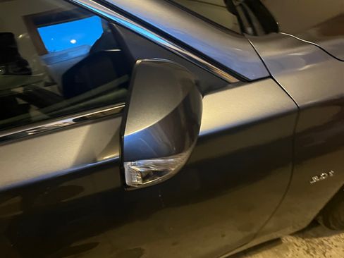 Used 2017 INFINITI Q50 Signature Edition image 9