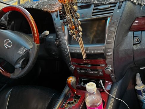 Used 2007 Lexus LS 460 image 6