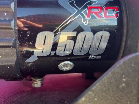 Used 2017 Jeep Wrangler Unlimited Rubicon w/ Connectivity Group image 11