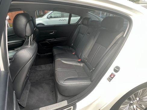 Used 2015 Kia K900 Premium w/ Interior Highline Package image 14