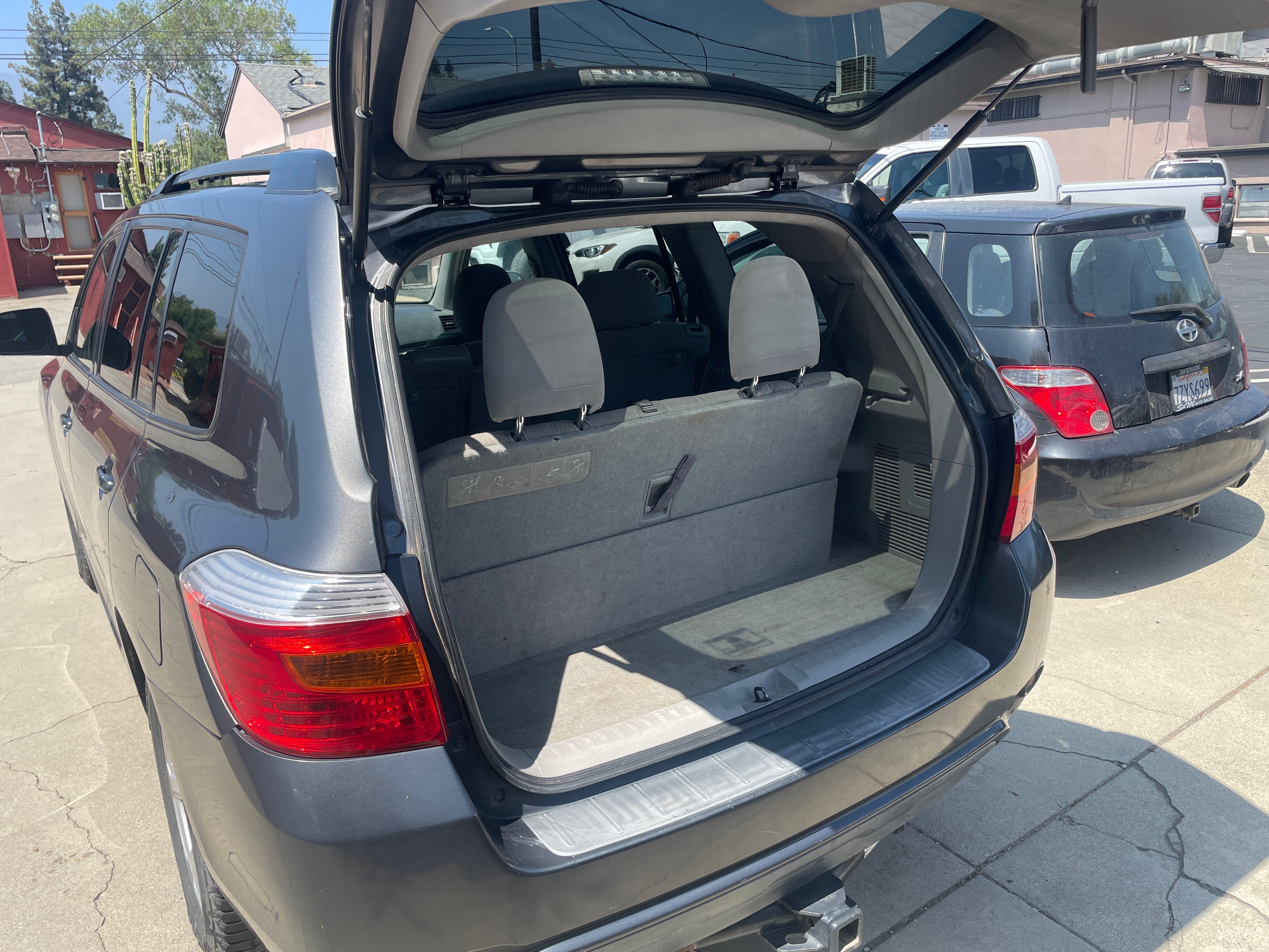 Used 2010 Toyota Highlander 2WD image 8