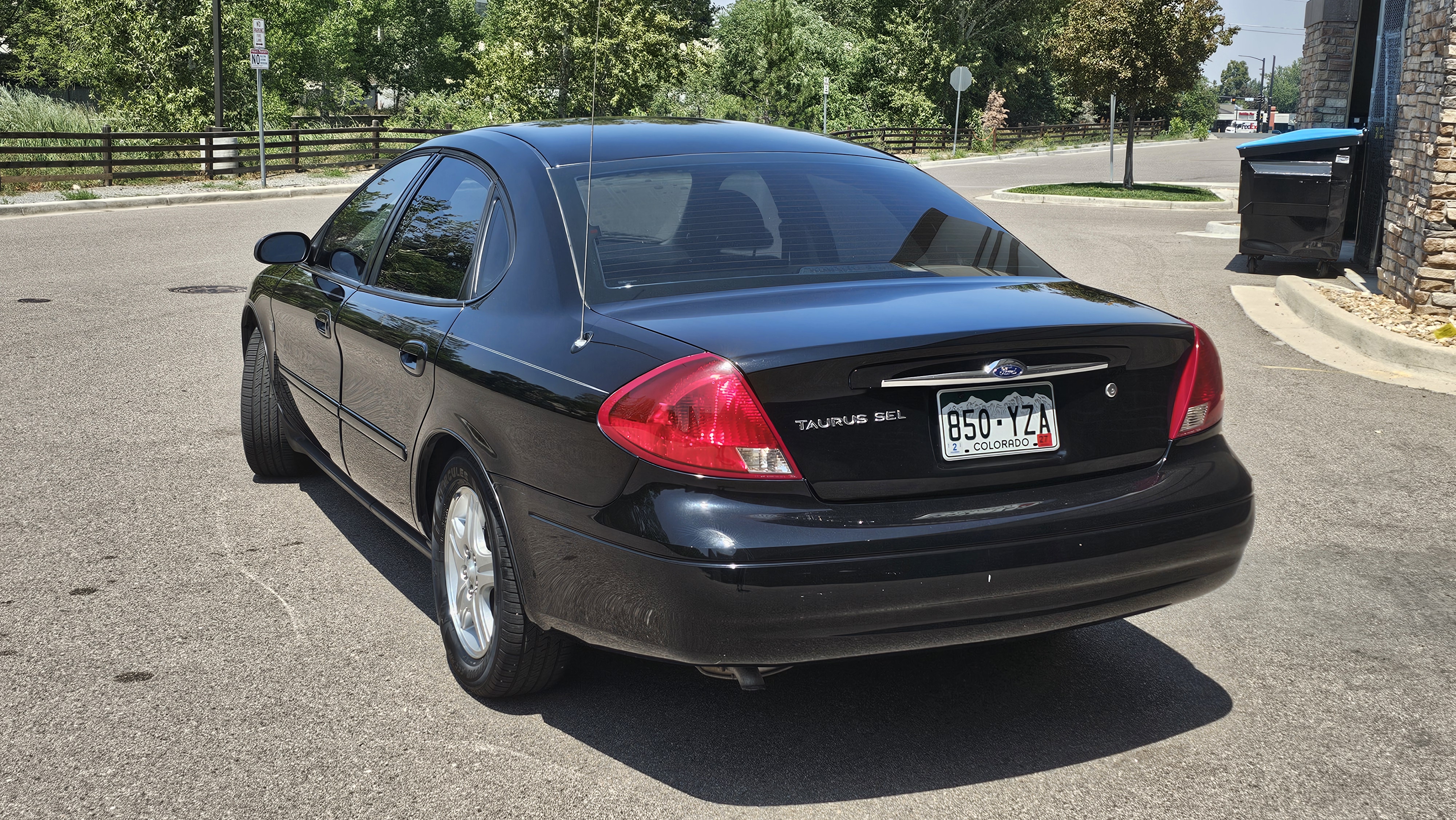 Used 2002 Ford Taurus SEL FWD image 8