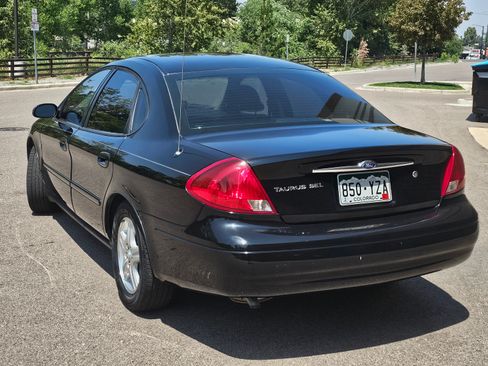 Used 2002 Ford Taurus SEL FWD image 8