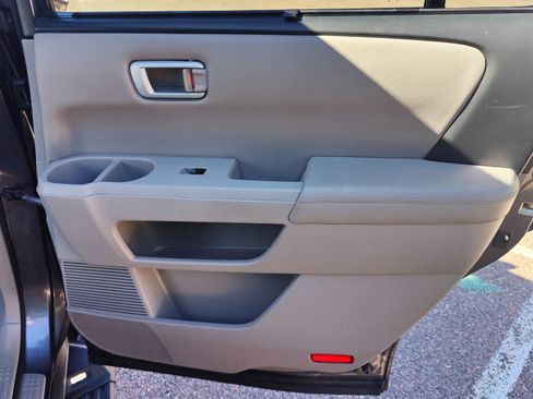 Used 2015 Honda Pilot Touring image 23