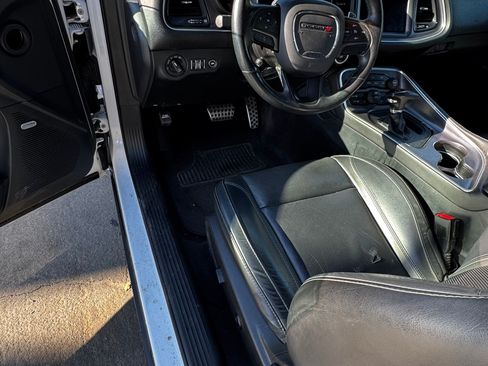 Used 2017 Dodge Challenger R/T Plus image 13