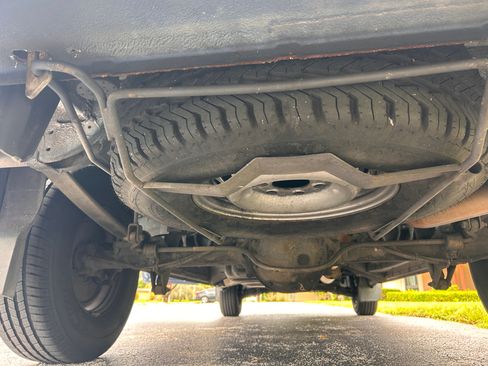 Used 2014 Mercedes-Benz Sprinter 2500 image 13