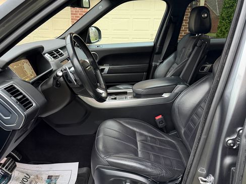 Used 2016 Land Rover Range Rover Sport HST AWD/4WD image 9