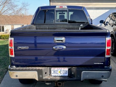 Used 2012 Ford F150 XLT w/ XLT Chrome Pkg image 5