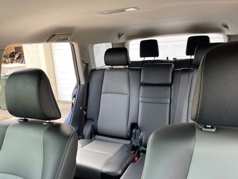 Used 2020 Toyota 4Runner SR5 Premium image 9