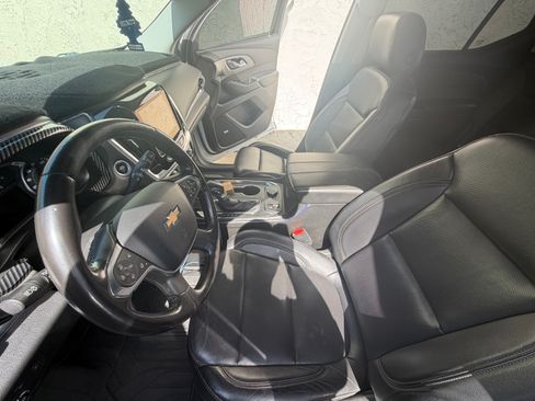 Used 2018 Chevrolet Traverse Premier w/ Redline Edition FWD image 5