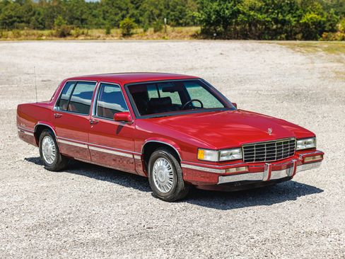 Used 1993 Cadillac De Ville Sedan image 9