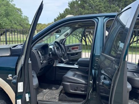 Used 2011 RAM 2500 Laramie w/ HD Snow Plow Prep Group image 13