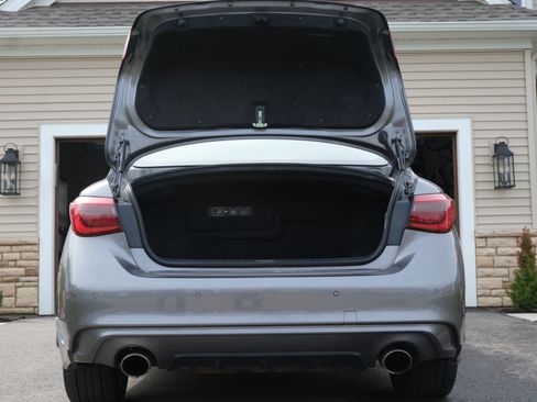 Used 2018 INFINITI Q50 Luxe w/ Cargo Package (L95) image 16