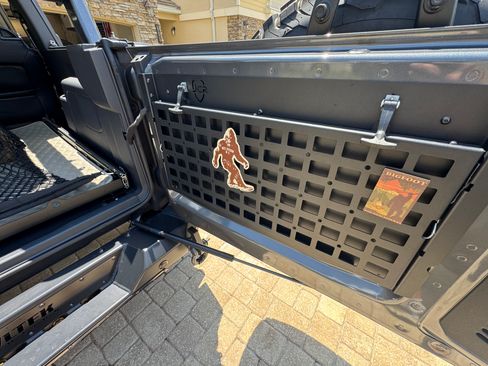 Used 2023 Ford Bronco 2-Door AWD/4WD image 20