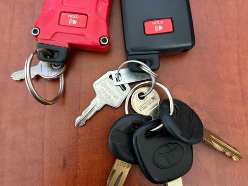 Used 2019 Toyota Tacoma TRD Sport w/ TRD Premium Sport Package image 28