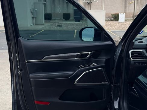 Used 2024 Kia Telluride SX Prestige X-Pro image 17