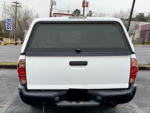 Used 2014 Toyota Tacoma 2WD Access Cab image 8