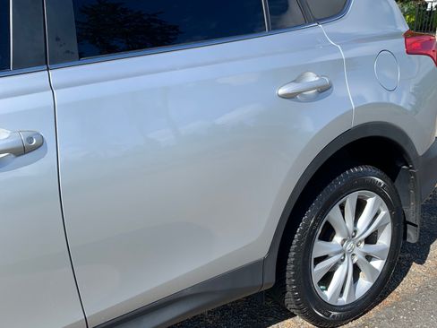 Used 2013 Toyota RAV4 Limited AWD/4WD image 10