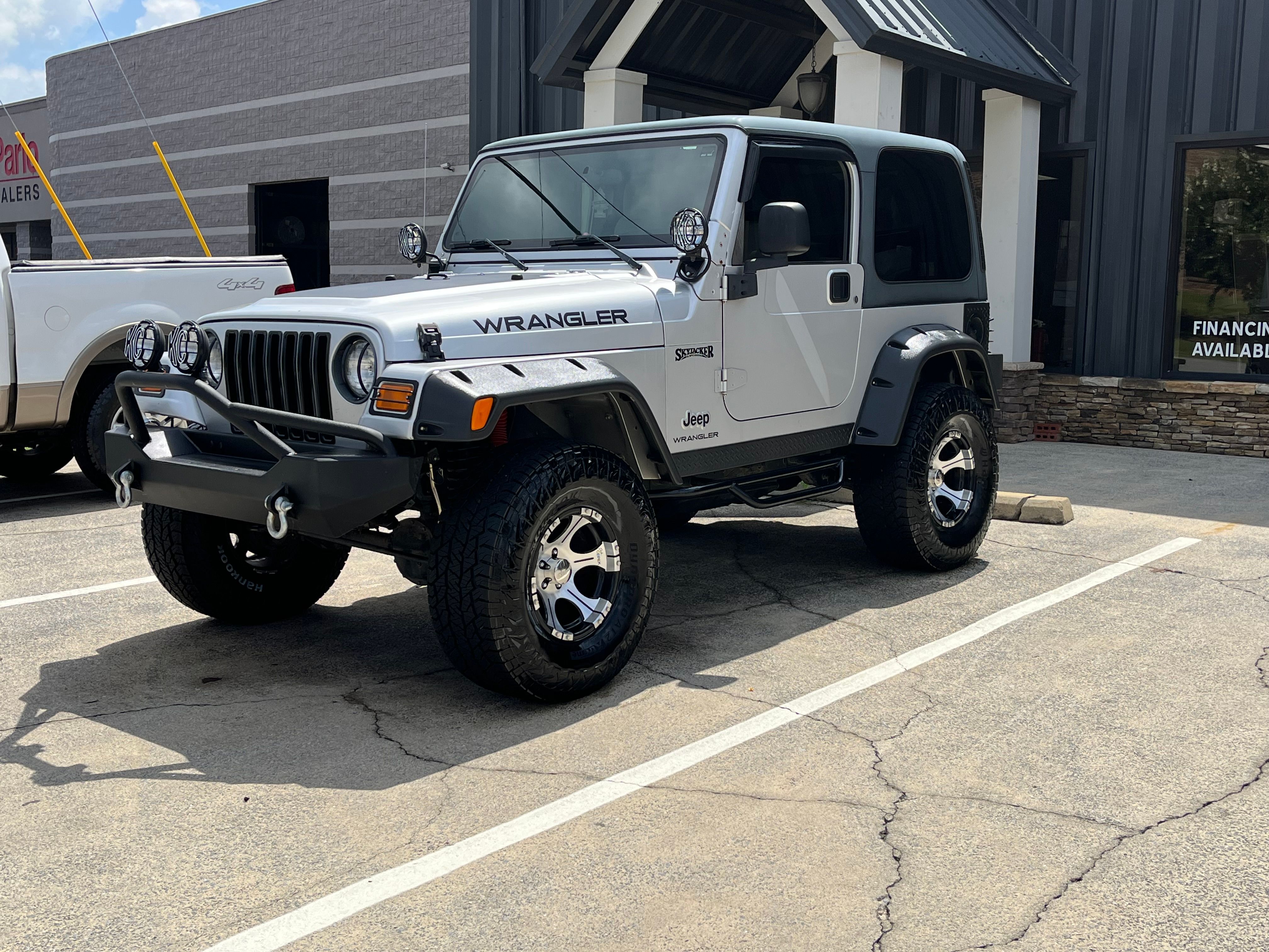 Used 2003 Jeep Wrangler X AWD/4WD image 8