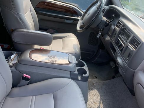 Used 2000 Ford Excursion Limited image 8