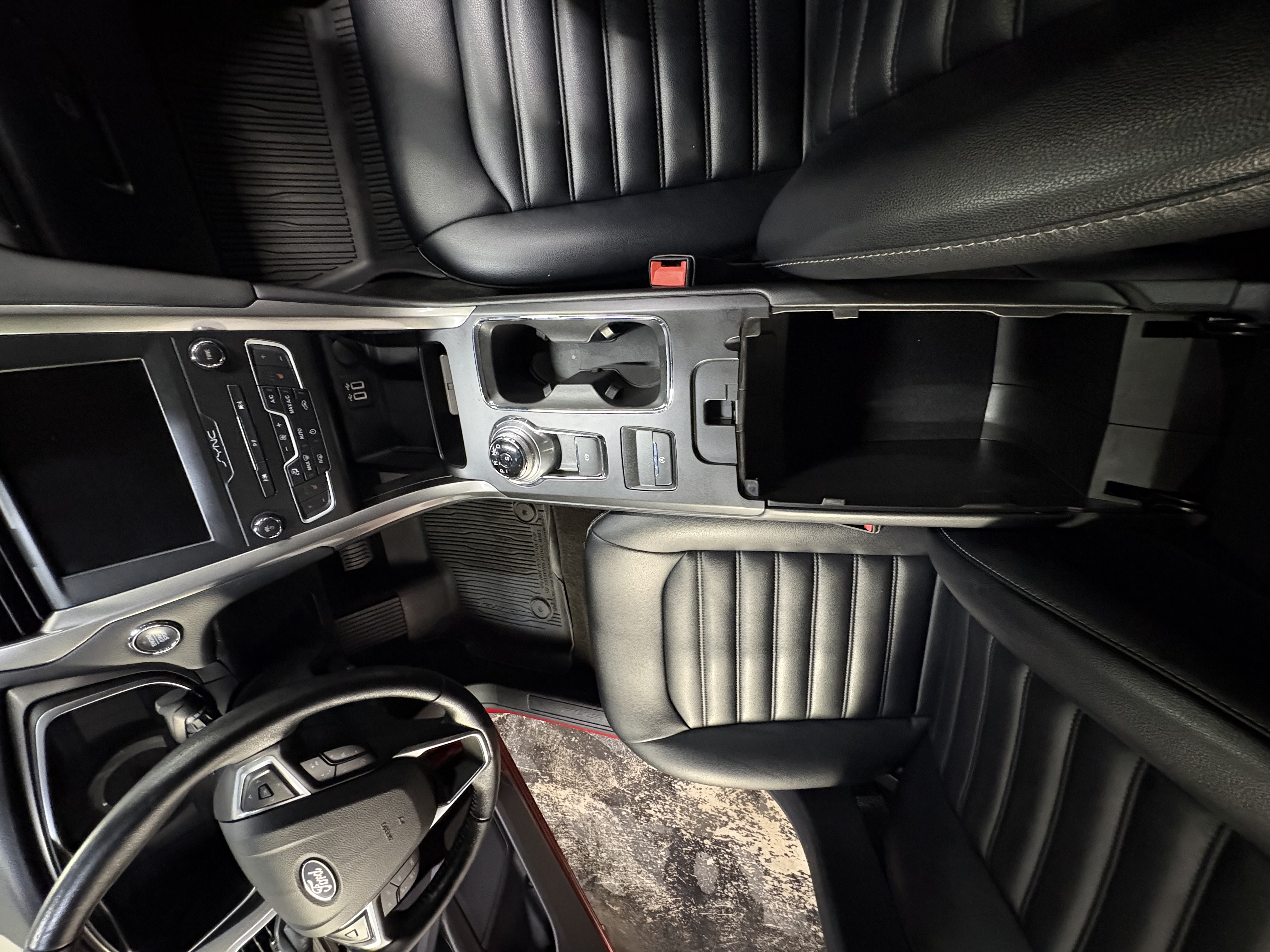 Used 2019 Ford Fusion SEL FWD image 19