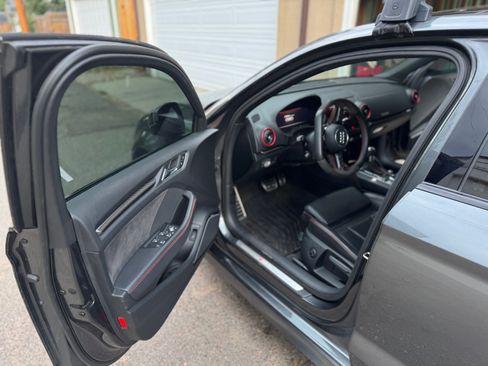 Used 2018 Audi RS 3 w/ Technology Package AWD/4WD image 12