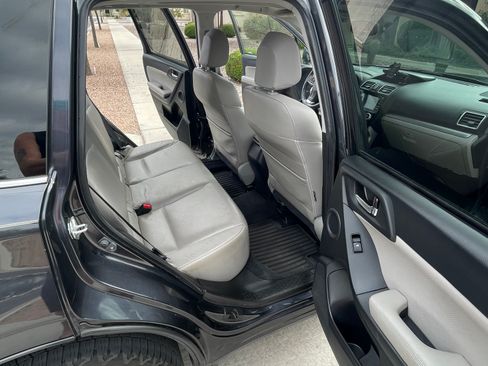 Used 2016 Subaru Forester 2.5i Touring w/ Eyesight & Navigation System image 12