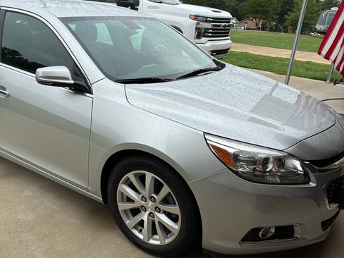 Used 2016 Chevrolet Malibu LTZ FWD image 1