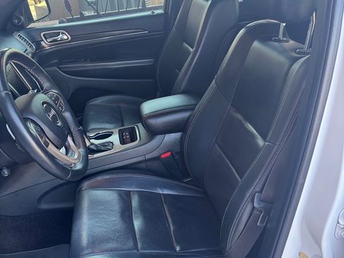 Used 2017 Jeep Grand Cherokee Limited w/ Luxury Group II RWD image 25