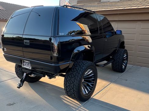 Used 1996 Chevrolet Tahoe 4WD 2-Door image 25