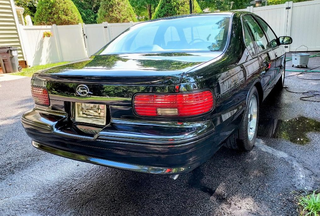 Used 1996 Chevrolet Impala SS RWD image 4