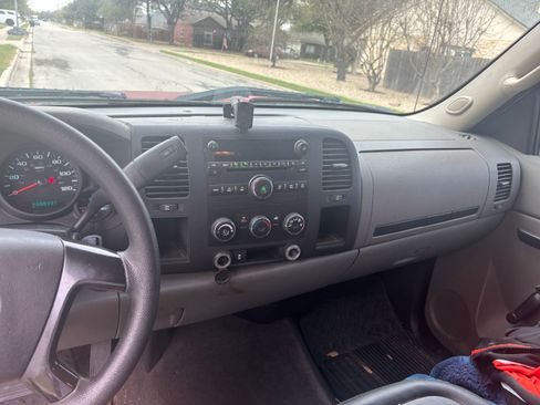 Used 2012 Chevrolet Silverado 1500 W/T w/ LS Package image 11