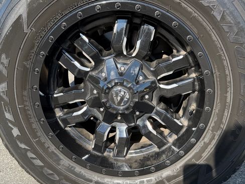 Used 2011 Chevrolet Silverado 2500 LTZ w/ LTZ Plus Package image 5