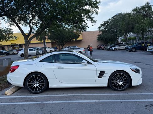 Used 2017 Mercedes-Benz SL 450 image 10