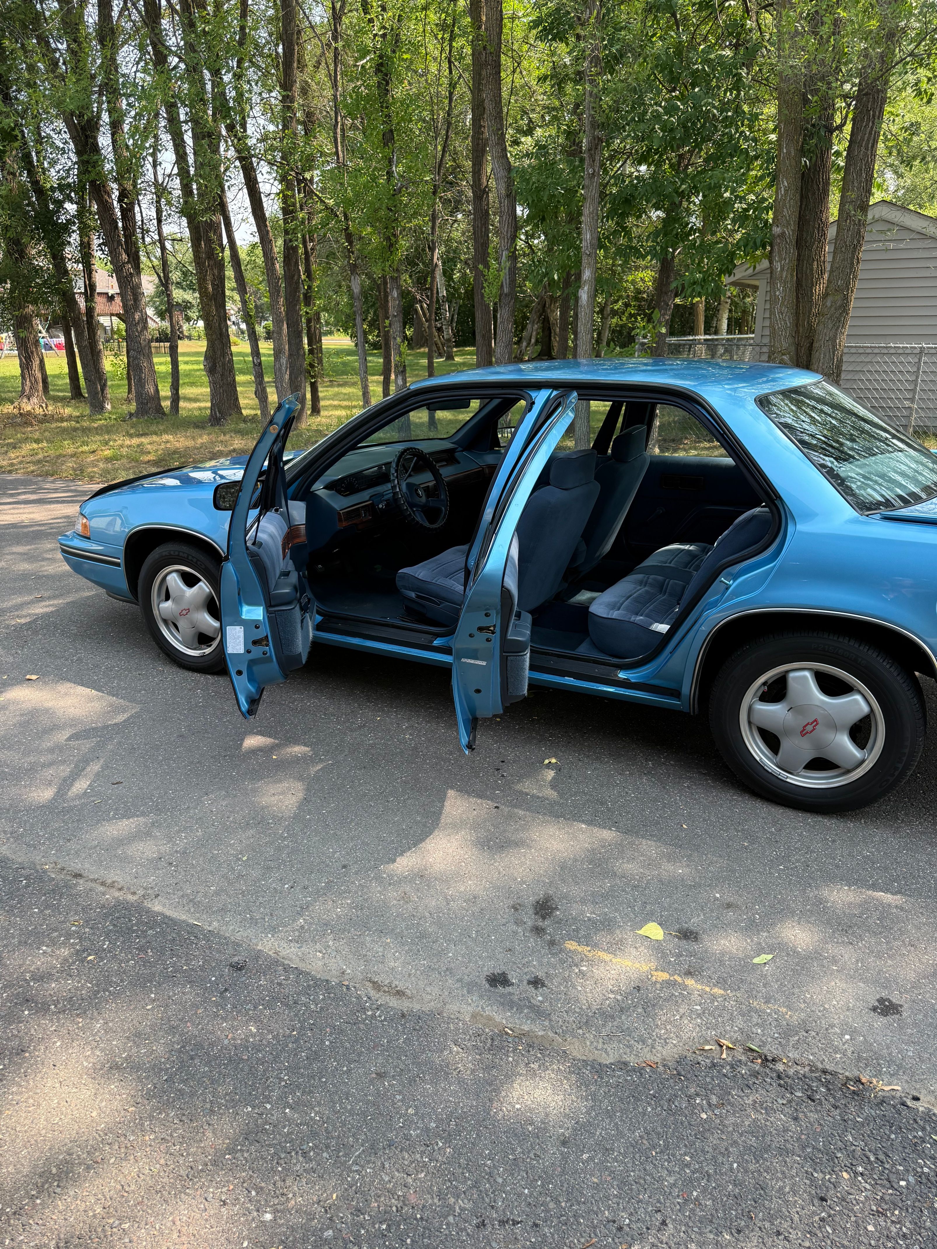 Used 1992 Chevrolet Lumina Sedan FWD image 9