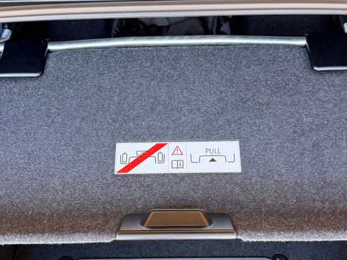 Used 2011 BMW Z4 sDrive35is RWD image 15