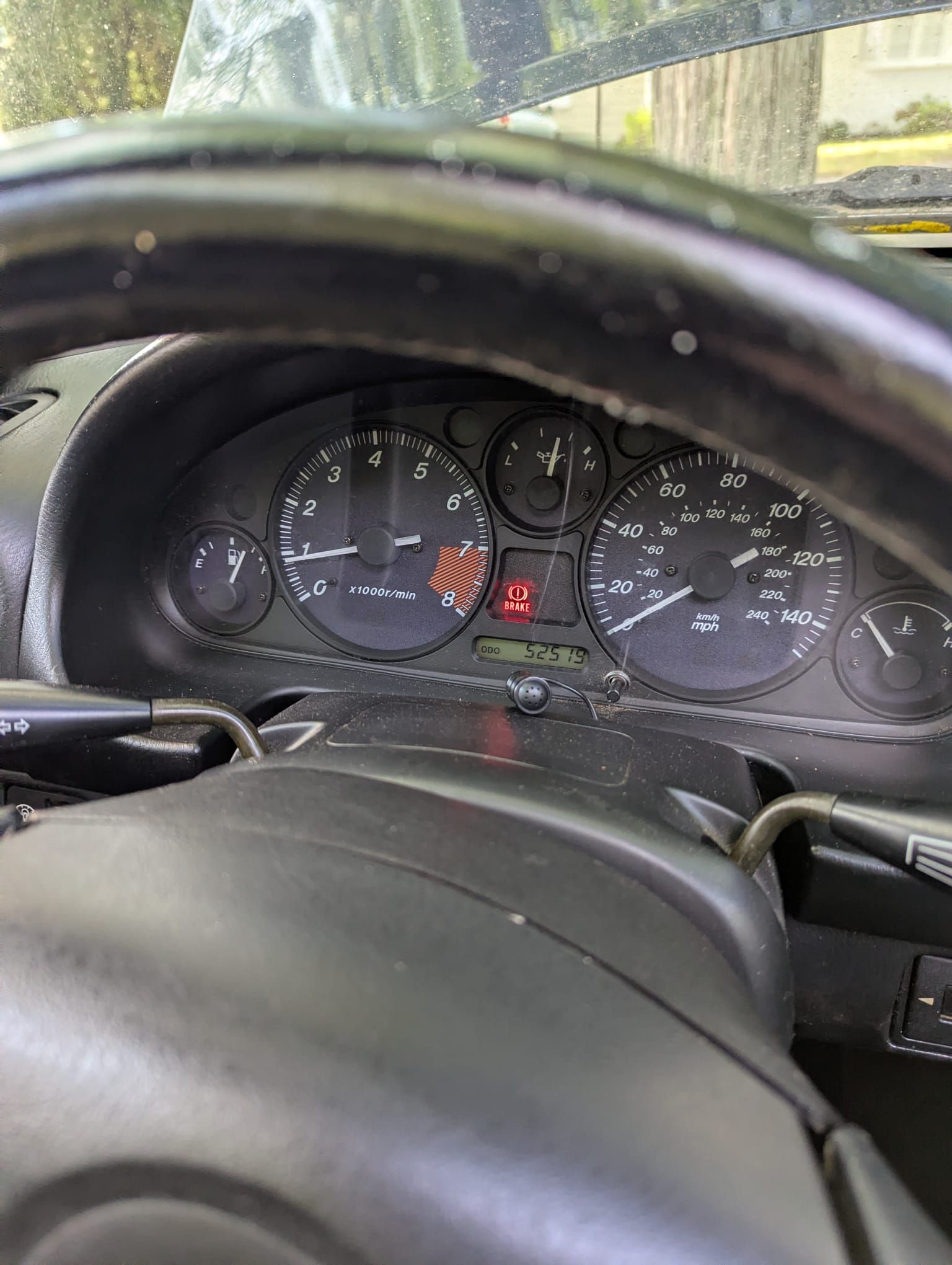 Used 2000 MAZDA MX-5 Miata RWD image 9