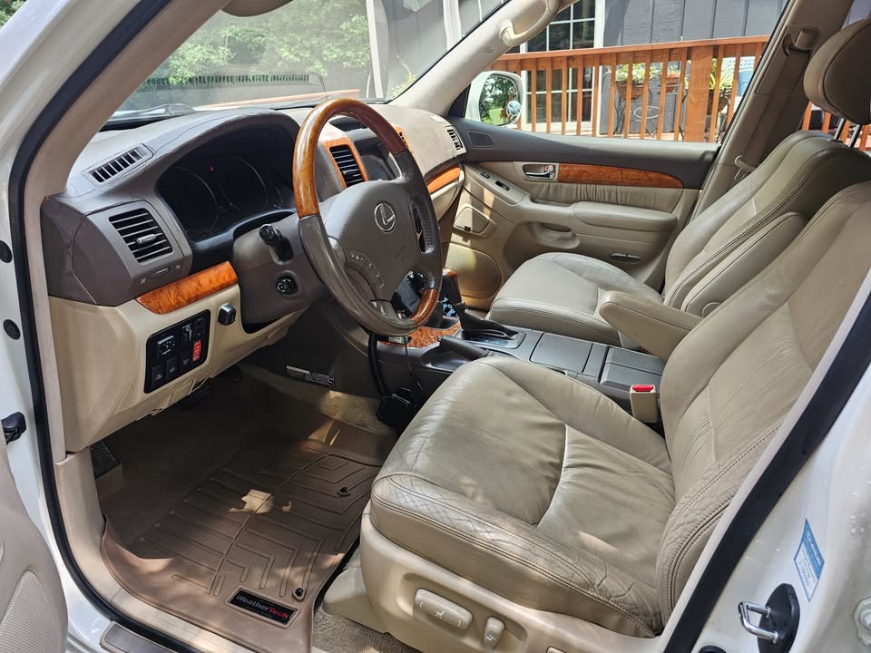 Used 2004 Lexus GX 470 AWD/4WD image 10