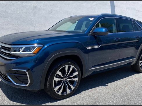 Used 2023 Volkswagen Atlas Cross Sport SE w/ Black Wheel Package AWD/4WD image 9