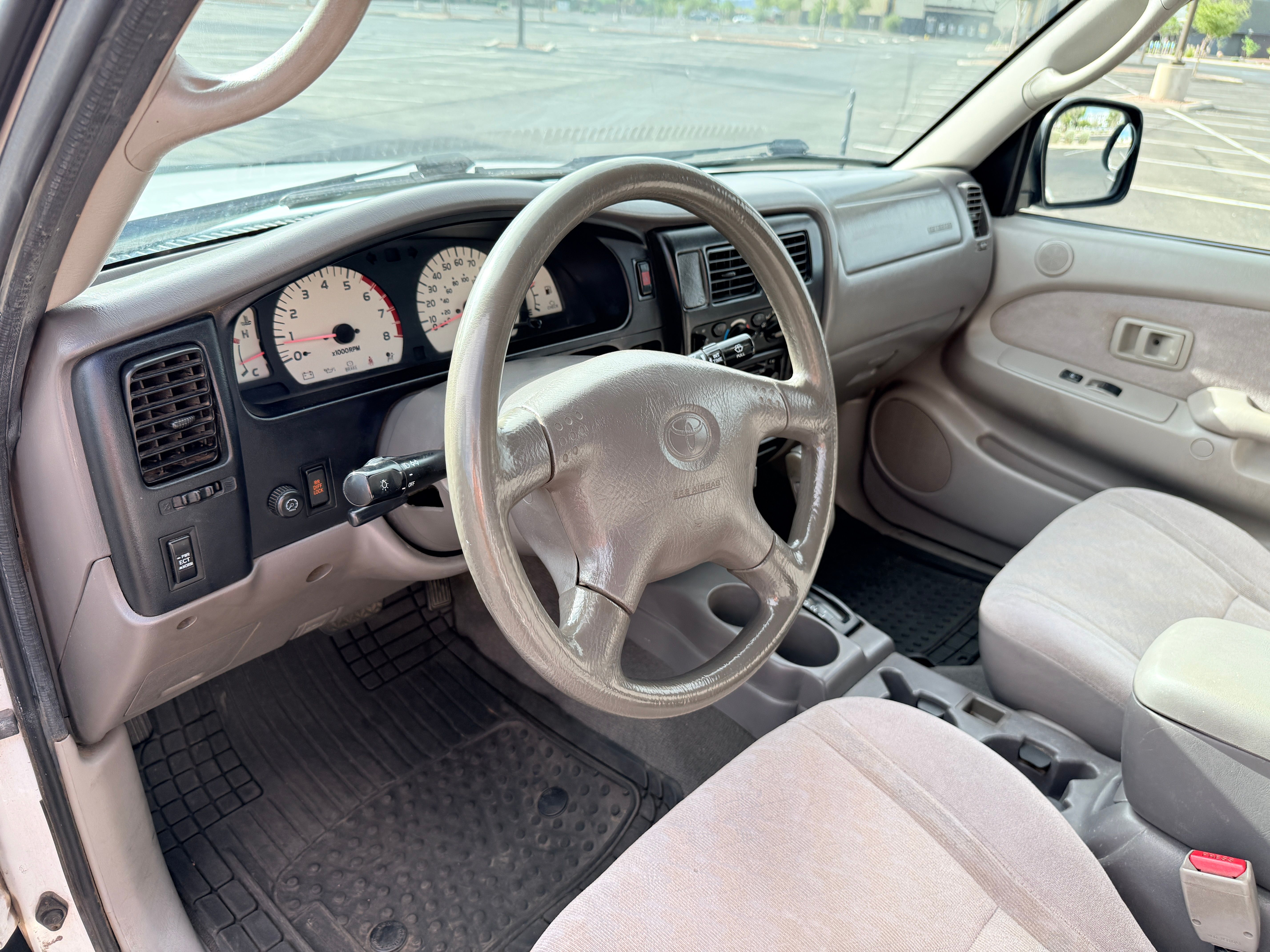 Used 2004 Toyota Tacoma PreRunner RWD image 13