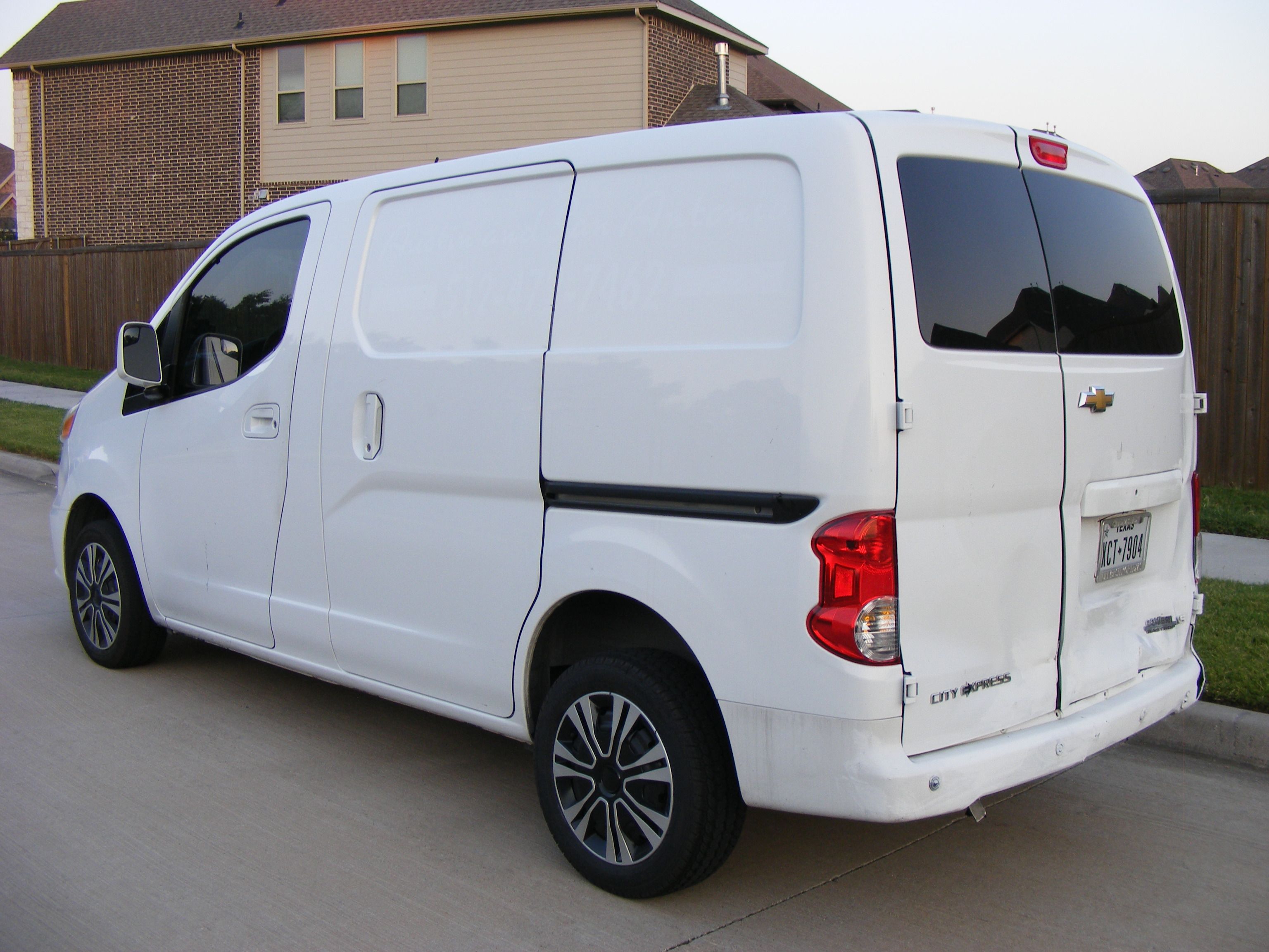 Used 2015 Chevrolet City Express LS w/ Appearance Package FWD image 4