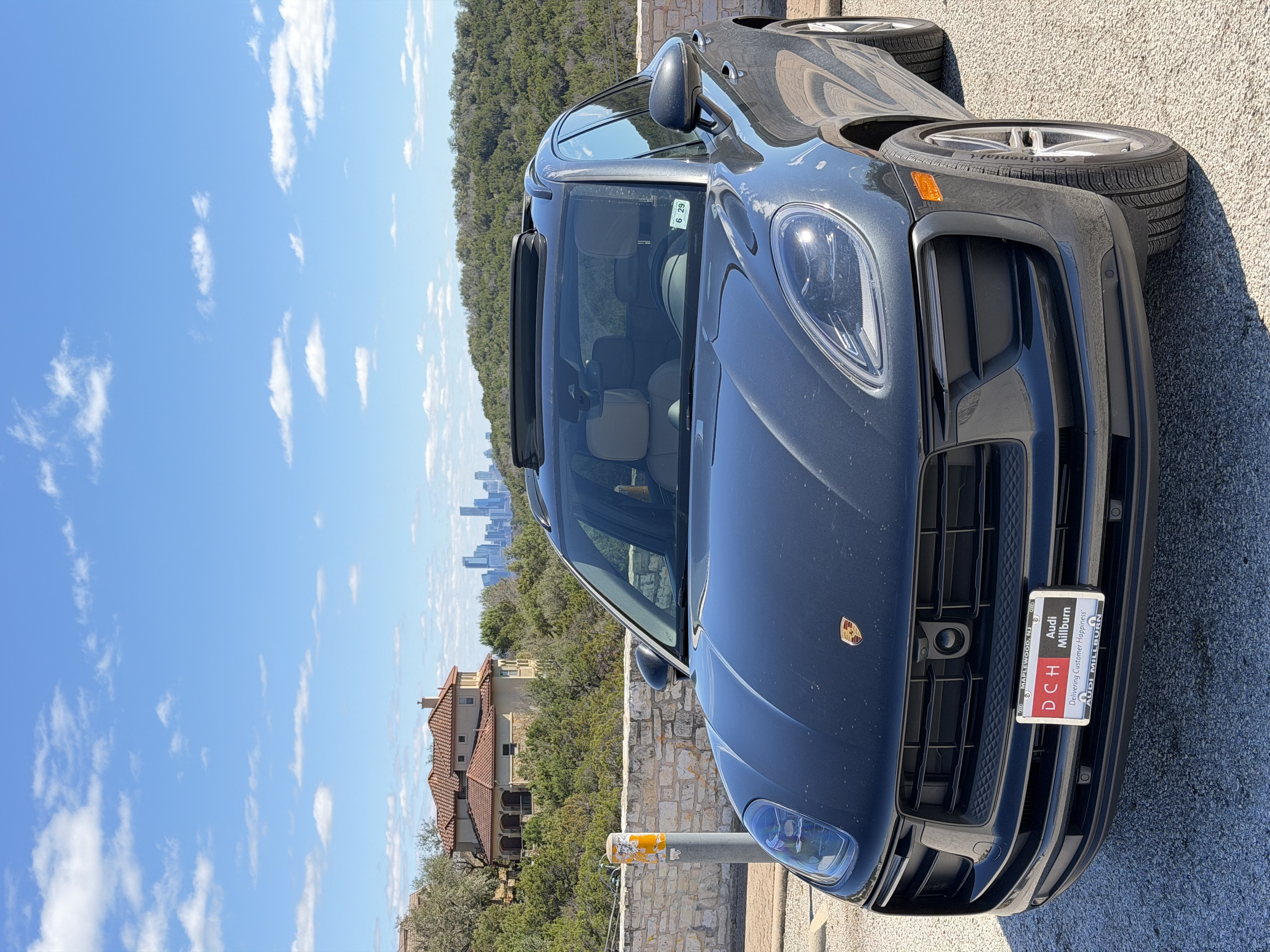 Used 2024 Porsche Macan AWD/4WD image 2