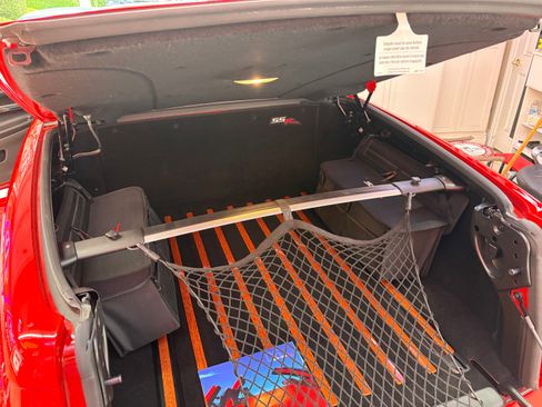 Used 2006 Chevrolet SSR w/ Preferred Equipment Group image 30