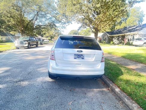 Used 2010 Ford Edge Limited image 4