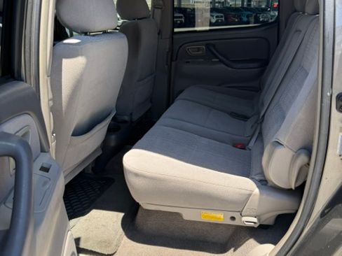 Used 2004 Toyota Tundra SR5 RWD image 10