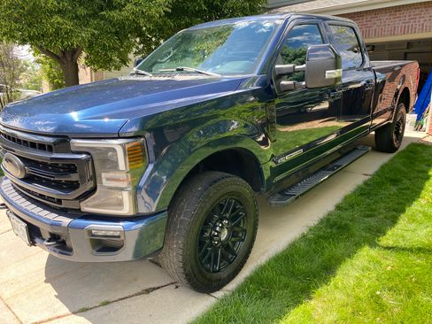 Used 2020 Ford F350 Lariat AWD/4WD image 2